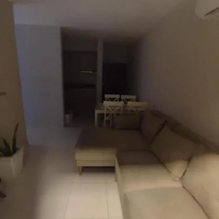 Apartamento B1 *